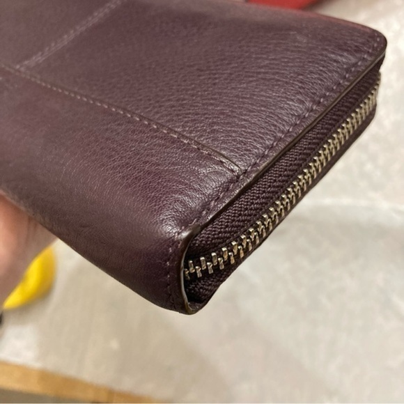 Coach purple leather zipper accordion clutch wallet - Picture 6 of 10